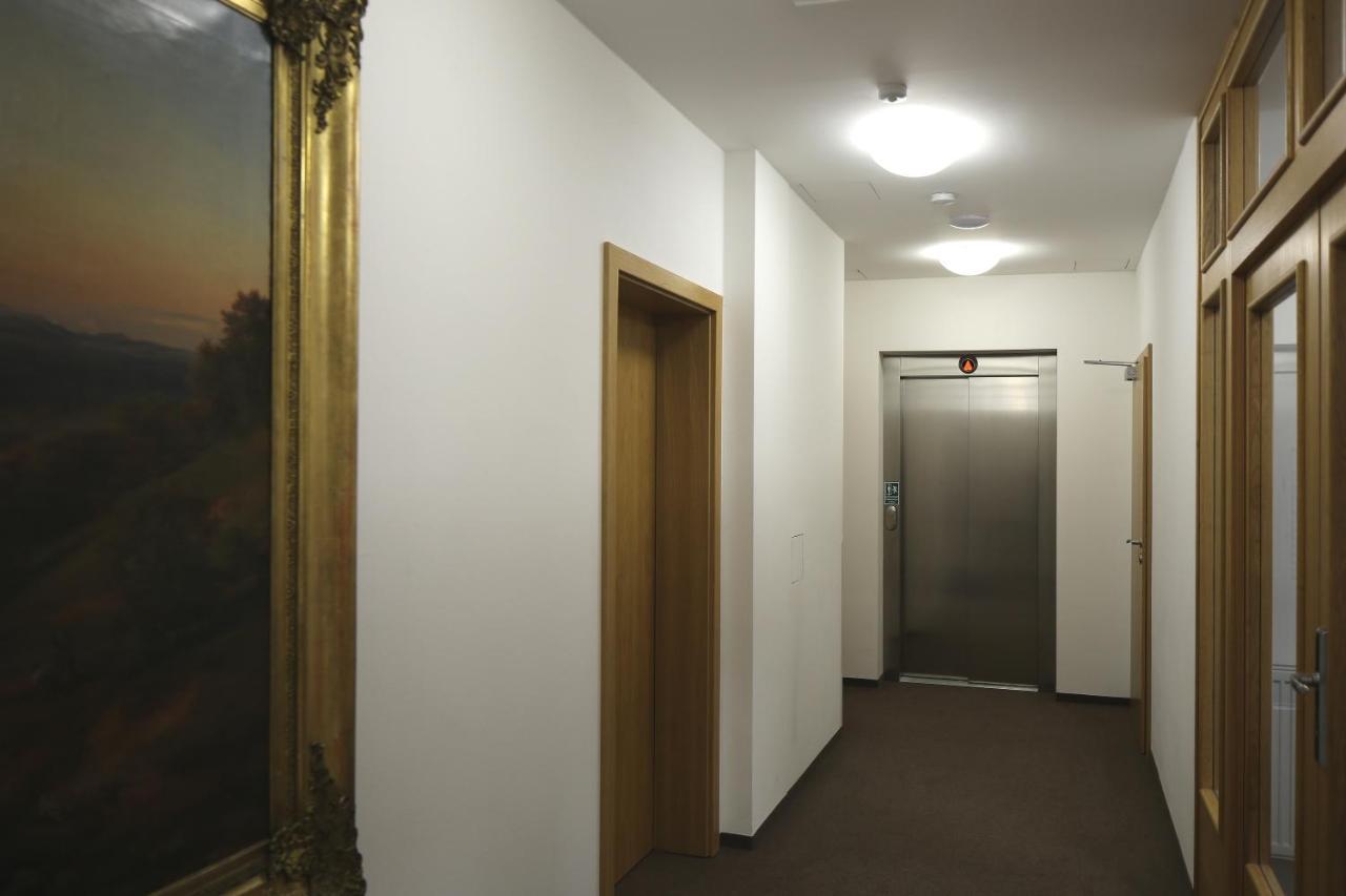 Penzion Pansky Dum Rozmital pod Tremsinem Zewnętrze zdjęcie